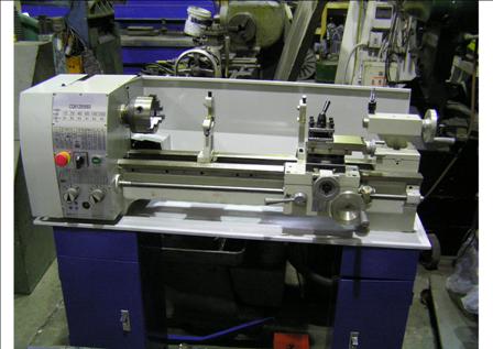 Lathe CQ6128/660 New 280mm swing x 675 bc x 26mm spindle 1 hp 1 phase